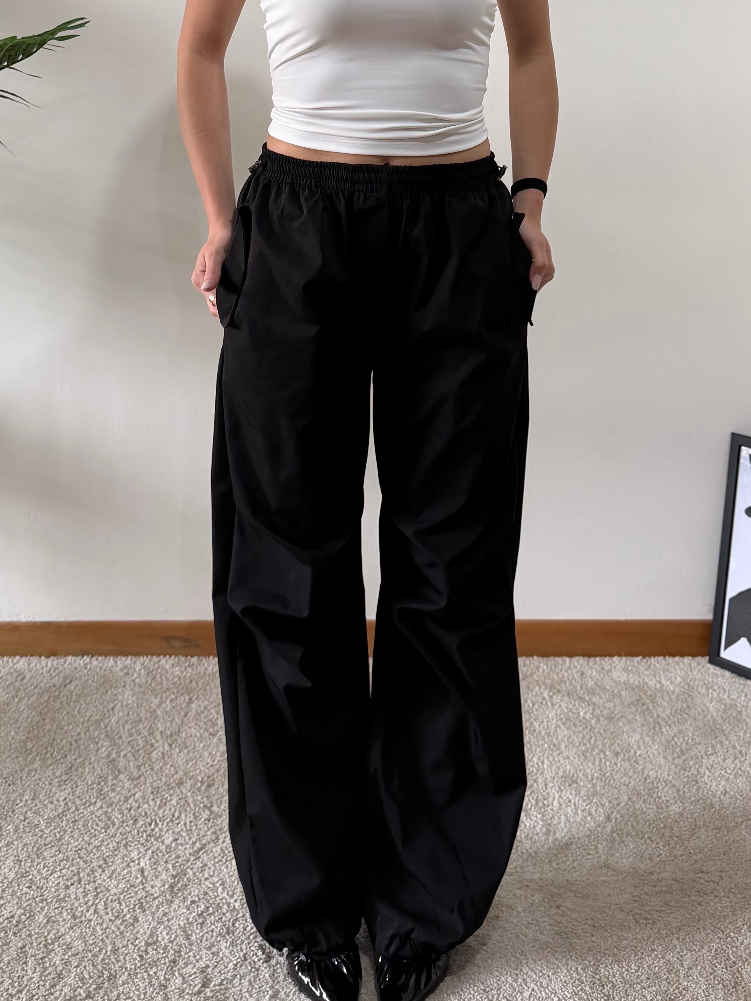 Pantaloni Parachute
